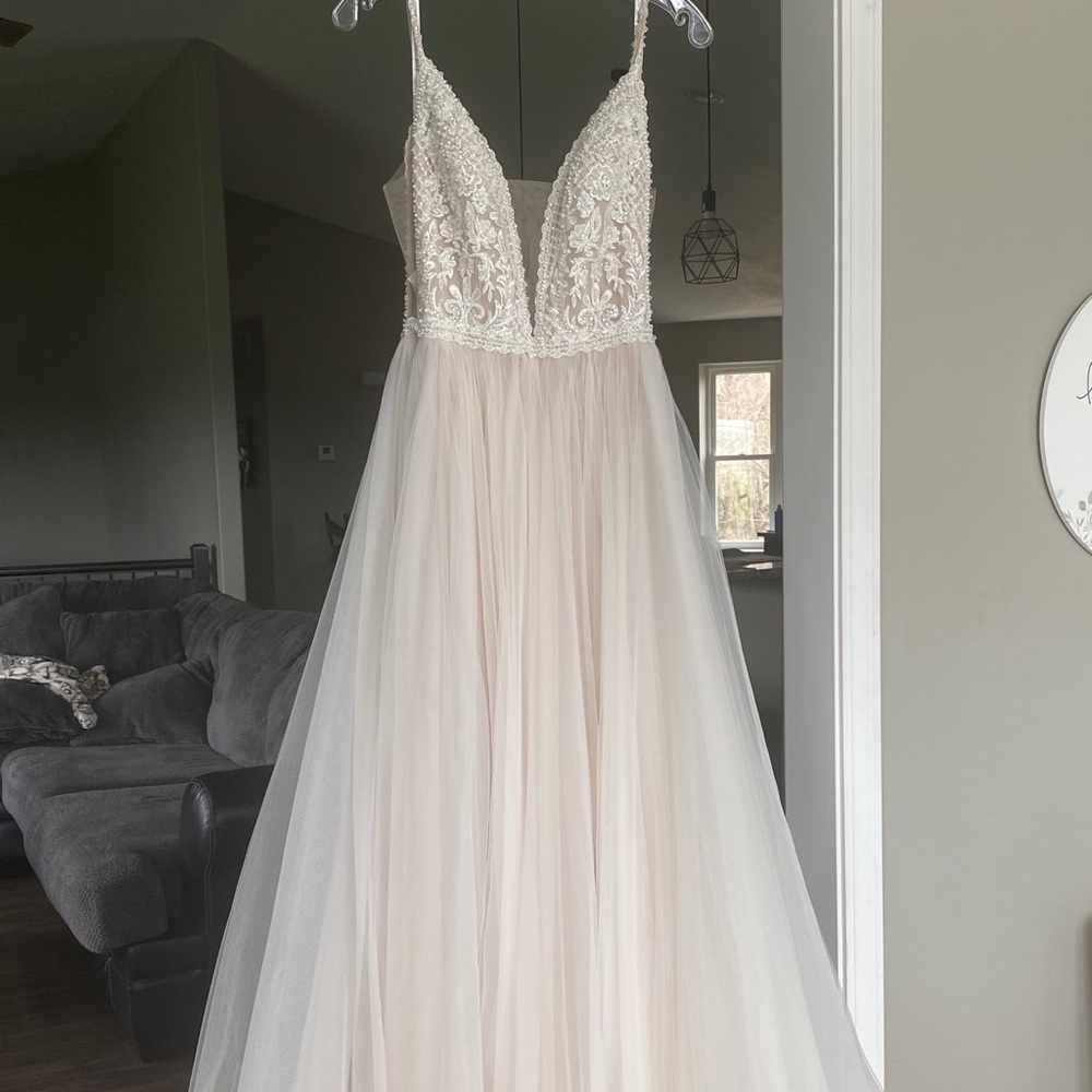 Madison James MJ456 Wedding Dress Size 8